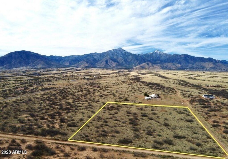 Almosta Ranch rd corner of Rio Bravo