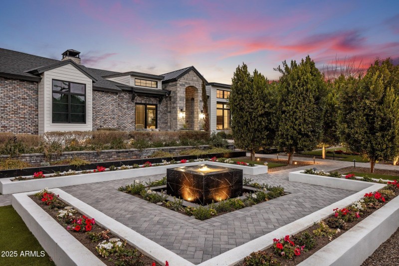 Stunning landscape and hardscape