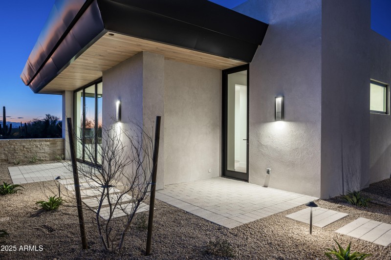 Entrance Guest Casita