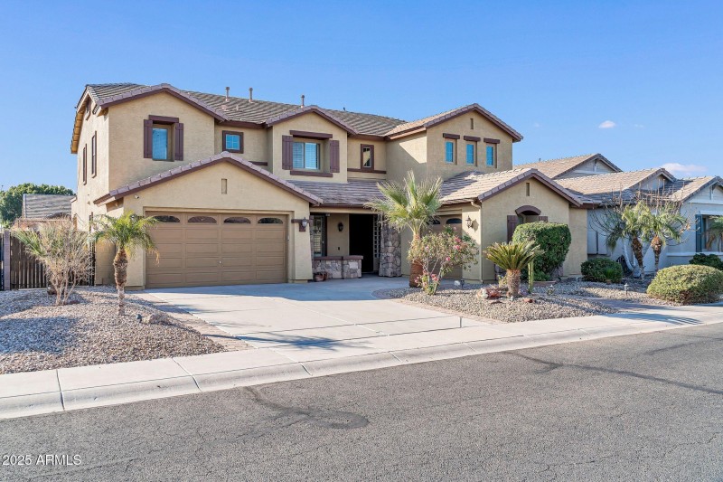 mls_13611 W Merrell St-2