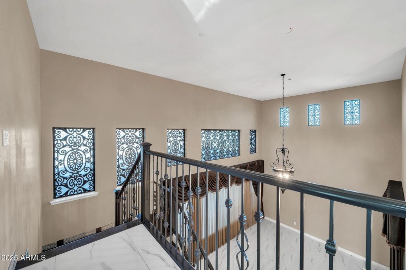 mls_13611 W Merrell St-39