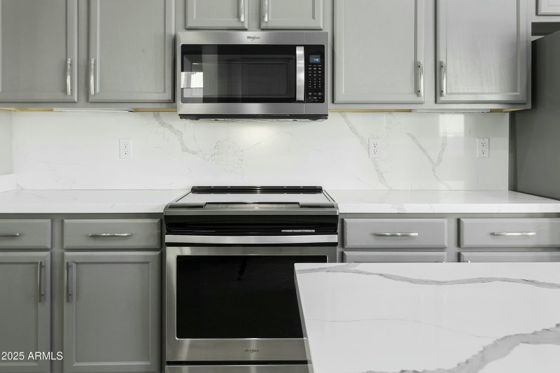 Stunning Quartz Countertops
