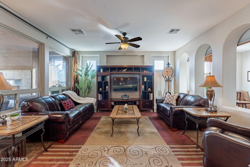 24-web-or-mls-Crocus-24