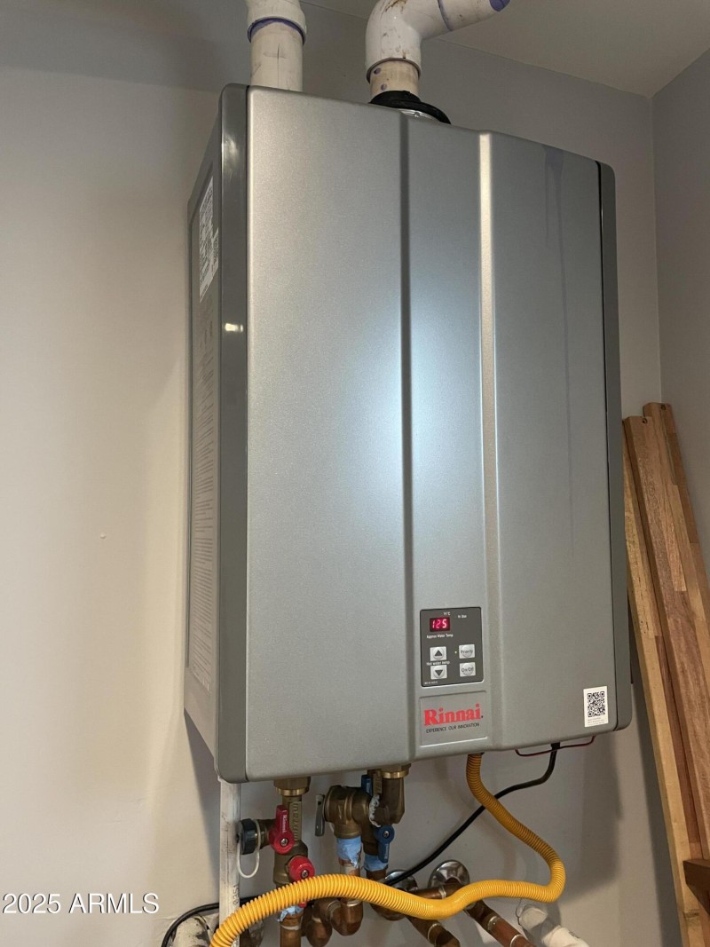 2C57699F-E8DD-4882-B7B4-806658BE1808