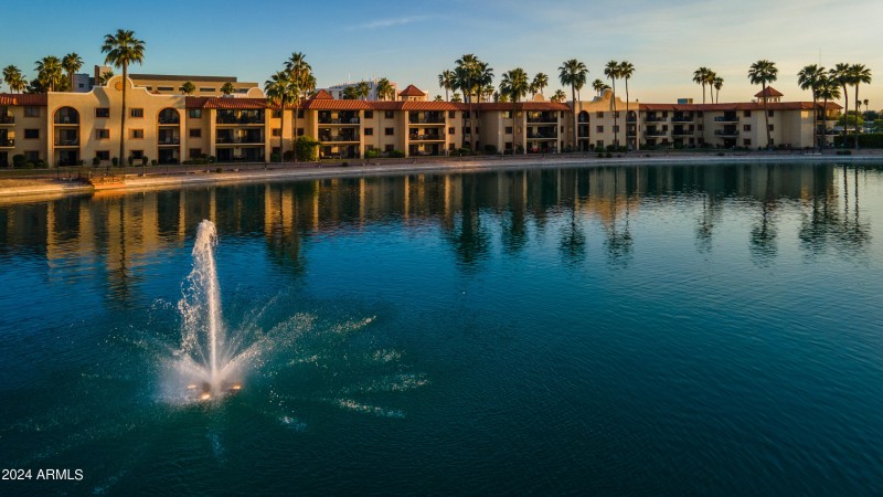 El Dorado on the lake