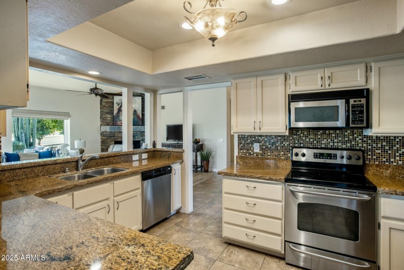 Rio Verde Kitchen 2