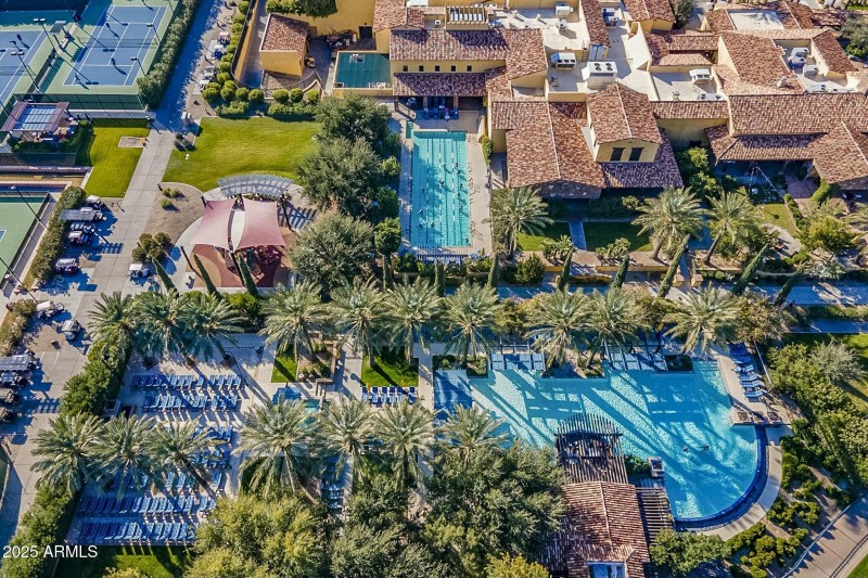 Solaz pool (all ages)