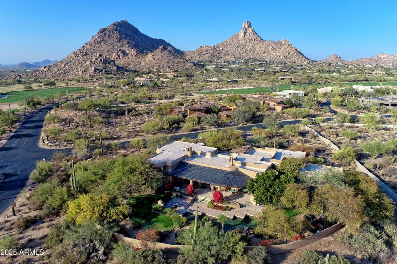 2.7 acre lot!