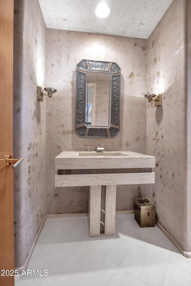 Powder room