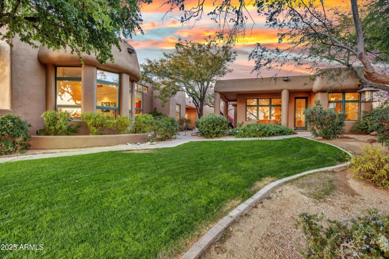 Casita yard