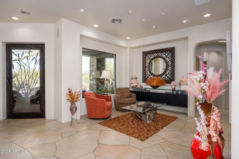 FORMAL DINING