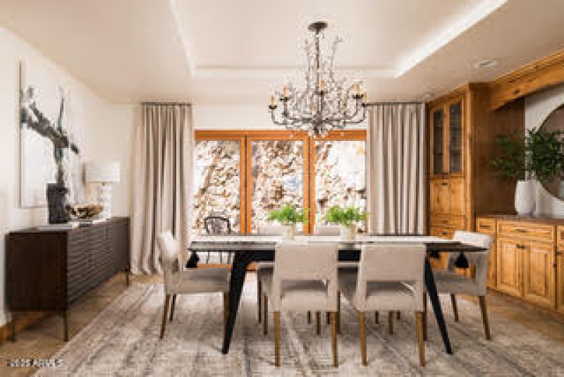 Formal Dining
