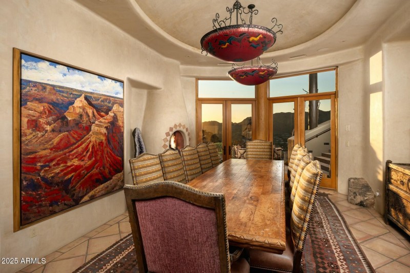 Dining with Mountain Views