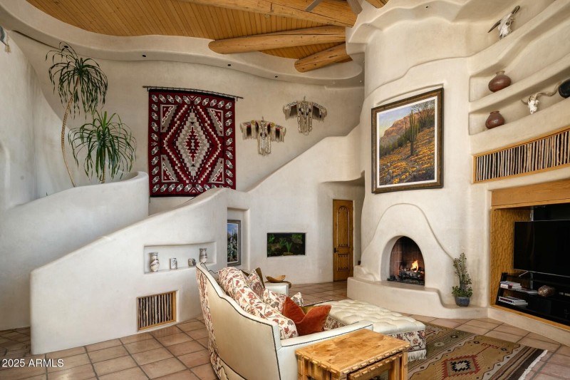 Southwest-Inspired Living Space