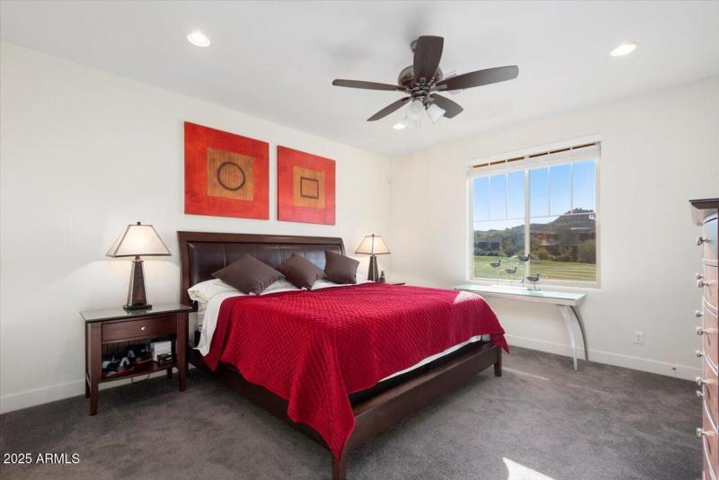 18-10260 E White Feather Ln