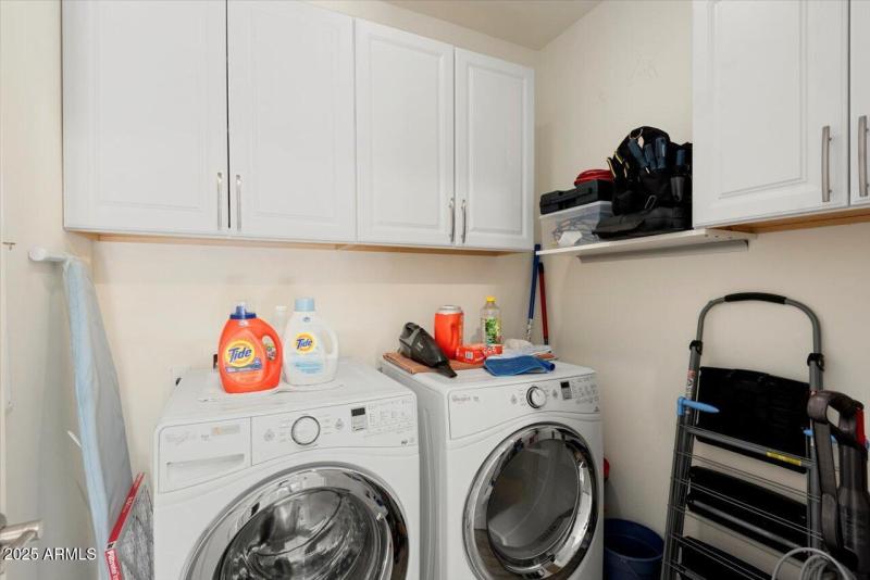 30-10260 E White Feather Ln