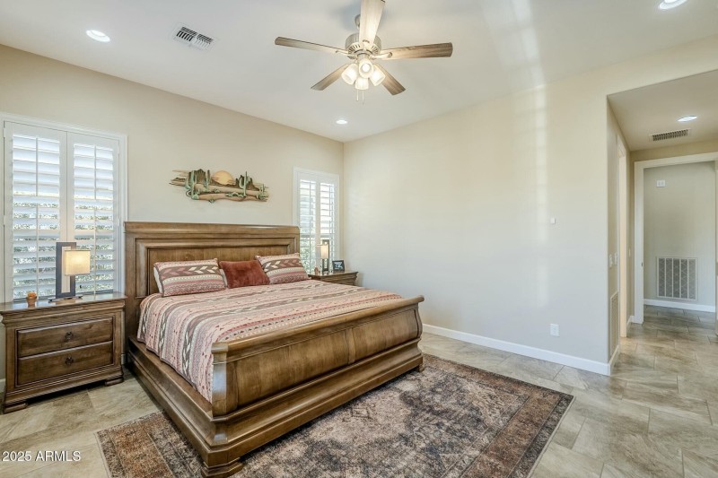 Primary suite