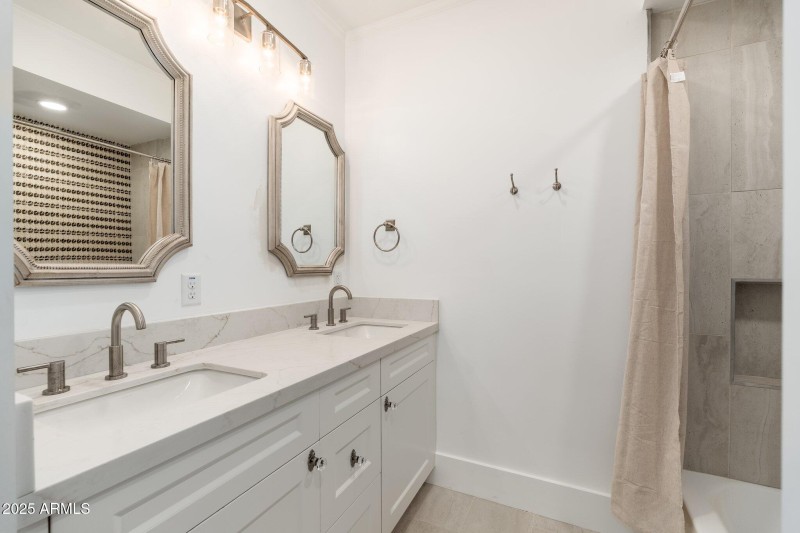 412 W Vermont Ave - 36