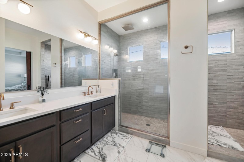 12716 W McClellan-015-009-1500x1000