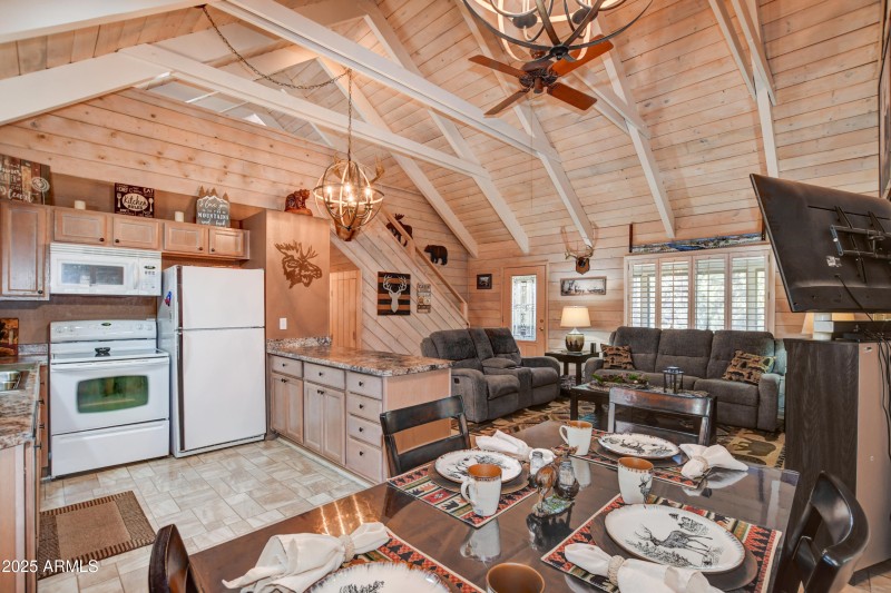 Dining Area 1