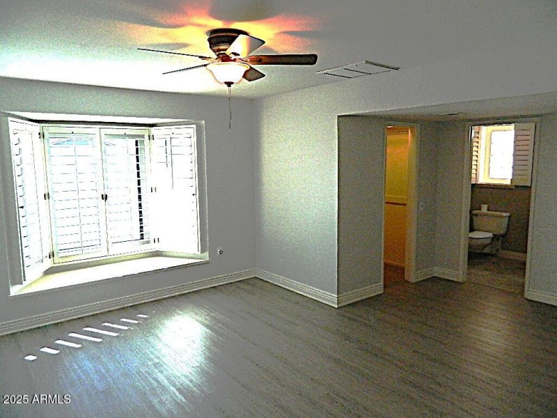 MASTER WALKIN CLOSET
