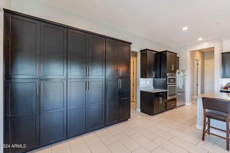 Roy Rogers Kitchen 4