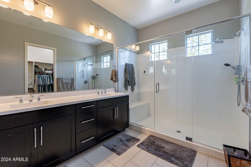 Roy Rogers Bathroom 1