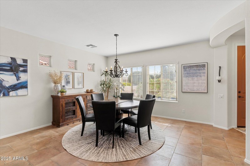 05-Dining Room