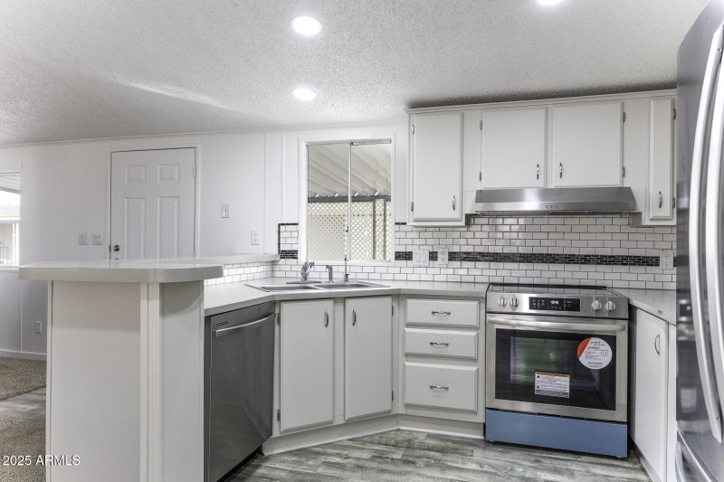 Kitchen 2