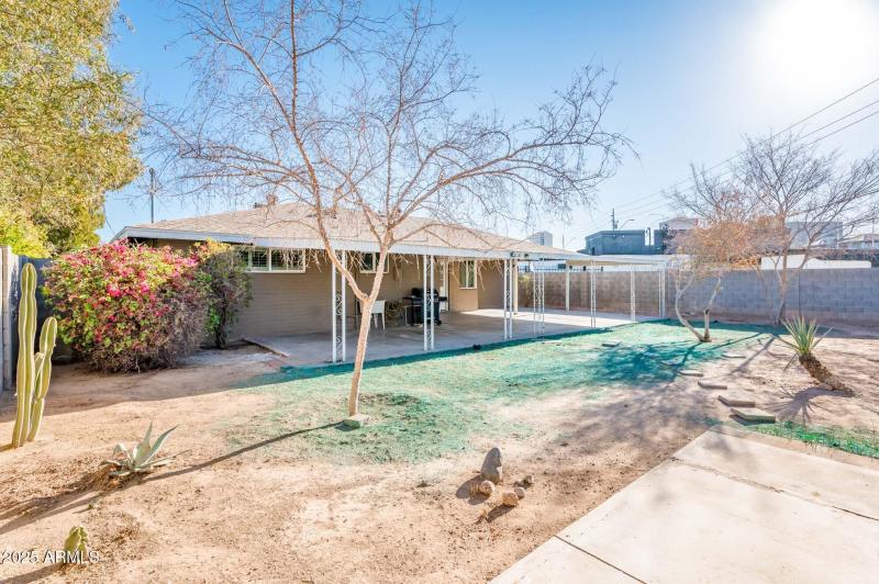 4112 N 6th Ave - MLS-25