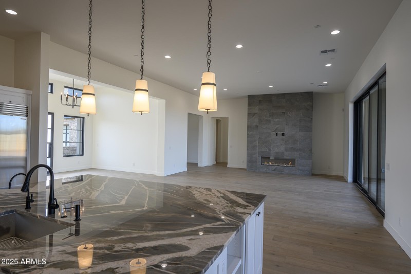 Large Island with Authentic Quartzite