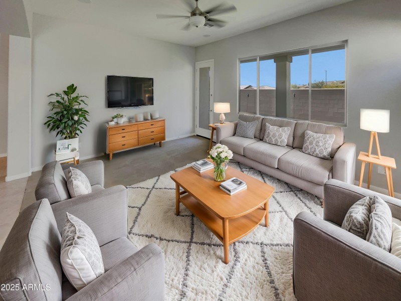 63471916-Qal3Tg-XPdw