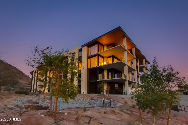 04-Camelback Ridge
