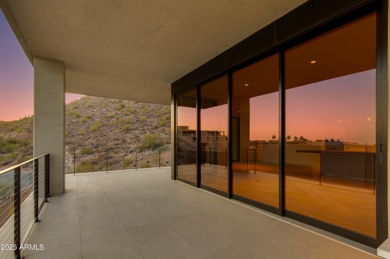 53-Camelback Ridge