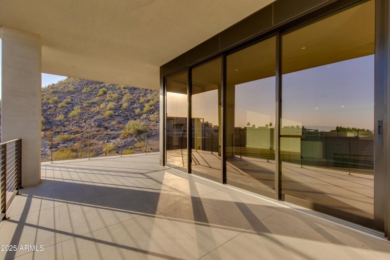 63-Camelback Ridge