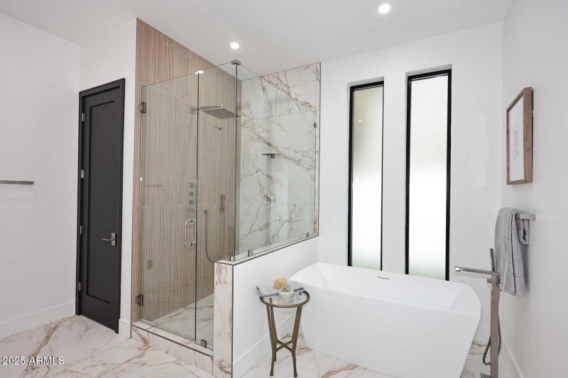 Primary Bath-Freestanding Tub