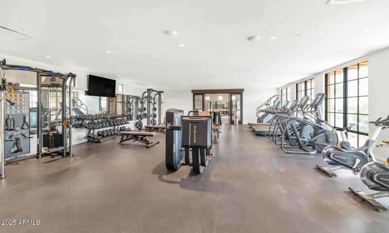 5000 N Camelback Ridge-large-026-029-TOD