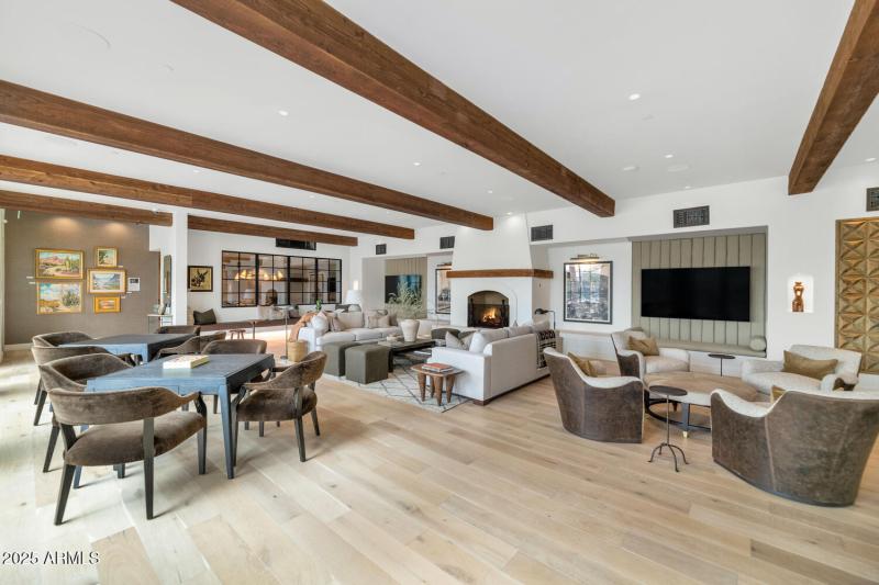 5000 N Camelback Ridge-large-028-031-TOD