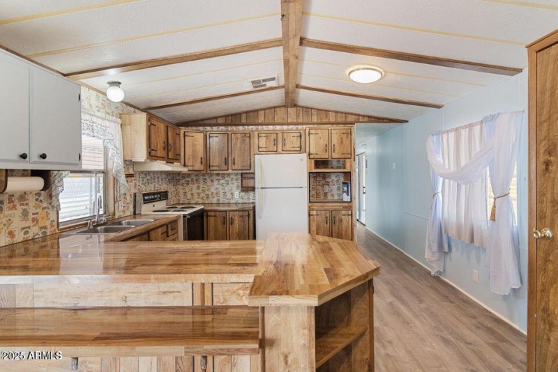 20240727013933685212000000-o