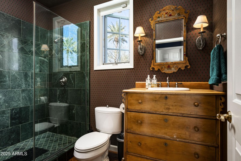 Bedroom 4 Ensuite