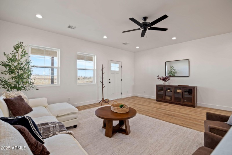 24thWestand7thSouth-SaintJohns-AZ-8