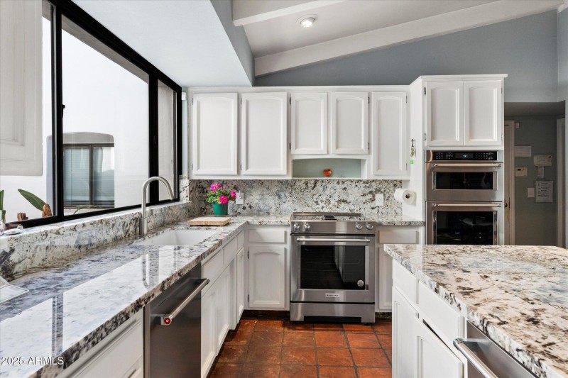 20-Kitchen