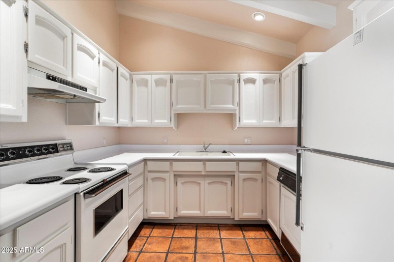 52-Casita Kitchen