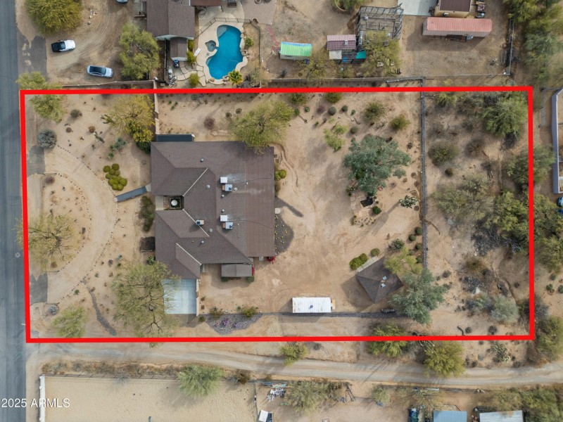 Lot extends beyond fencing