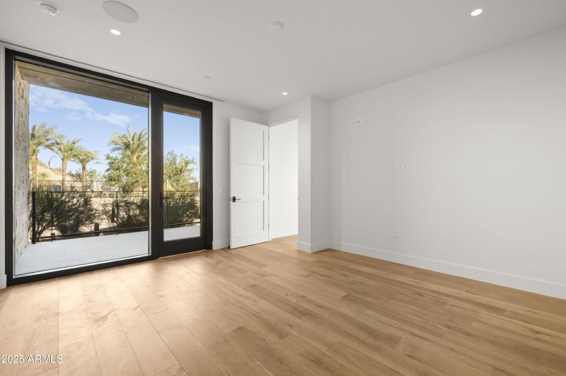 Ascent Phoenician Unit210-25