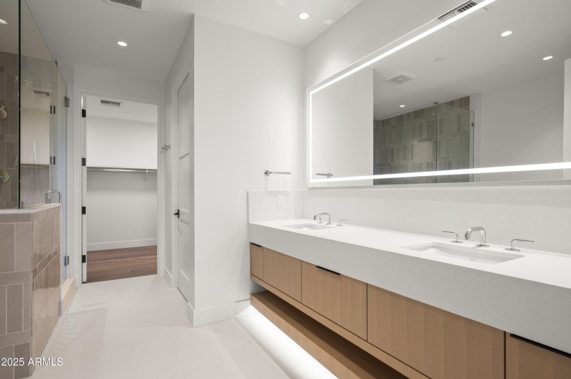 Ascent Phoenician Unit210-31