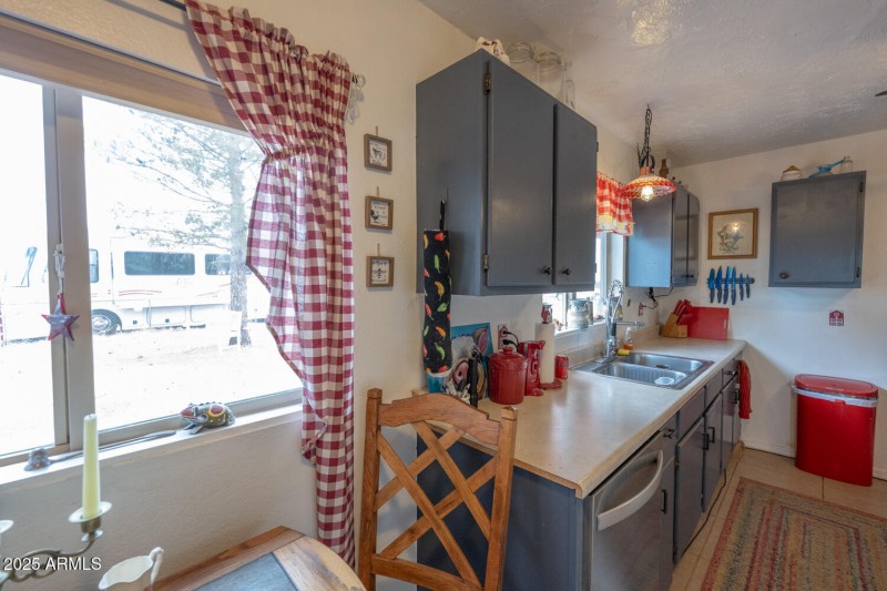 5075TerraWay-11