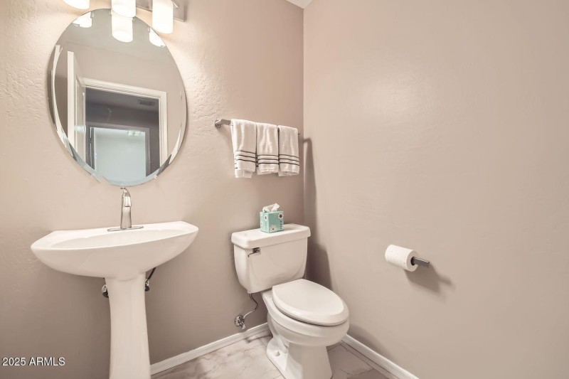 4803 E Barwick Dr - Web Quality - 015 -