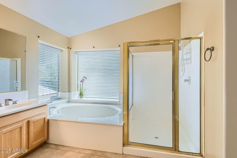4803 E Barwick Dr - Web Quality - 018 -