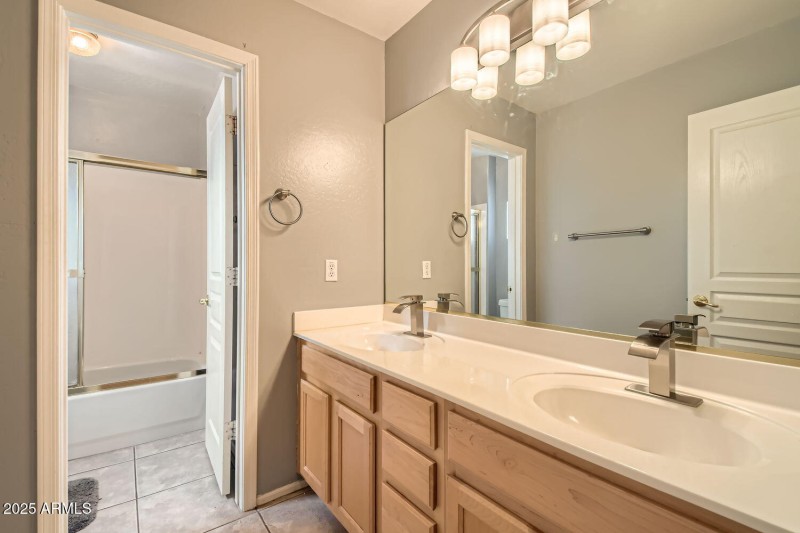 4803 E Barwick Dr - Web Quality - 021 -